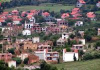 Tirs à l'arme automatique contre des Serbes à Suva Reka