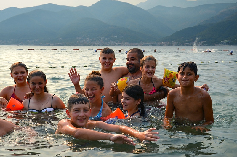 Début de la classe de mer 2017 : les enfants sont bien arrivés et ont déjà gouté l’eau !