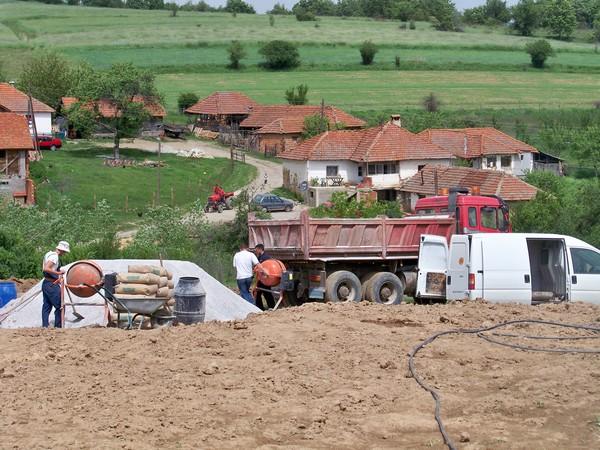 Nouveau chantier humanitaire : création d’une exploitation agricole pour les Serbes du Kosovo