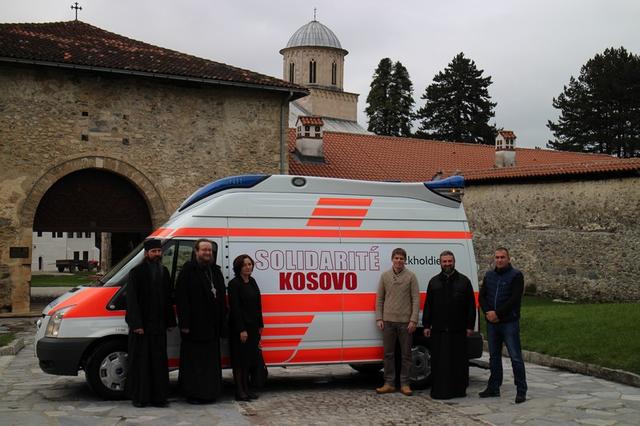 Solidarité Kosovo dote l’enclave d’Osojane d’une ambulance