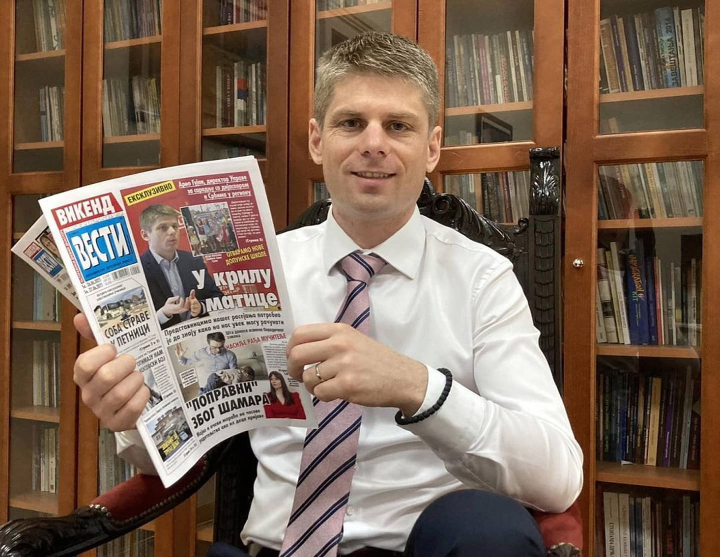 Lire la suite à propos de l’article Arnaud Gouillon parle des donateurs français de Solidarité Kosovo dans la presse serbe