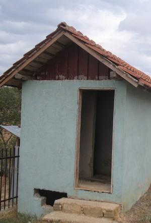 Rénovation de l'école de Straza