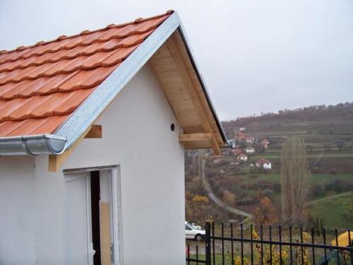 Rénovation de l'école de Straza